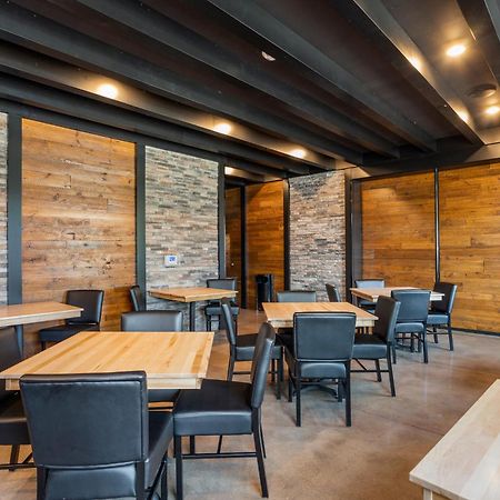 Cobblestone Inn & Suites Fairfield Bay المظهر الخارجي الصورة
