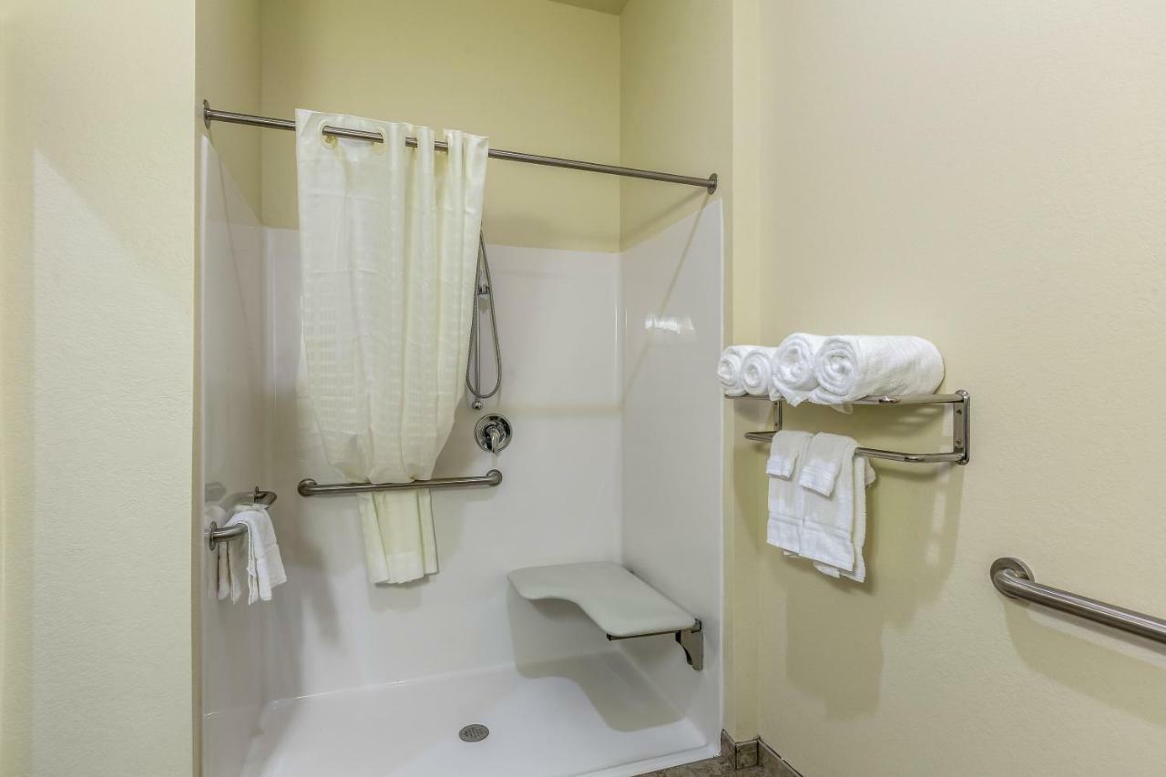 Cobblestone Inn & Suites Fairfield Bay المظهر الخارجي الصورة