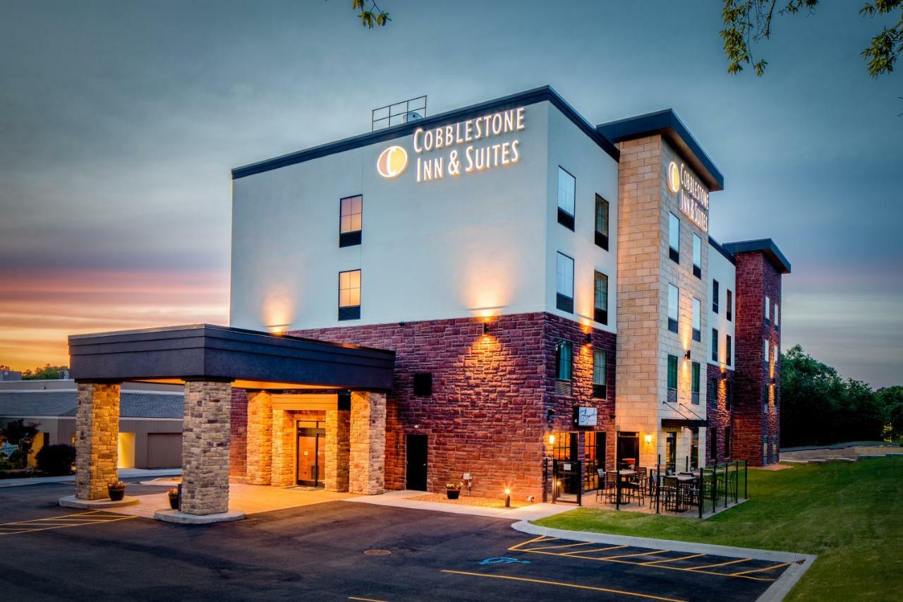 Cobblestone Inn & Suites Fairfield Bay المظهر الخارجي الصورة