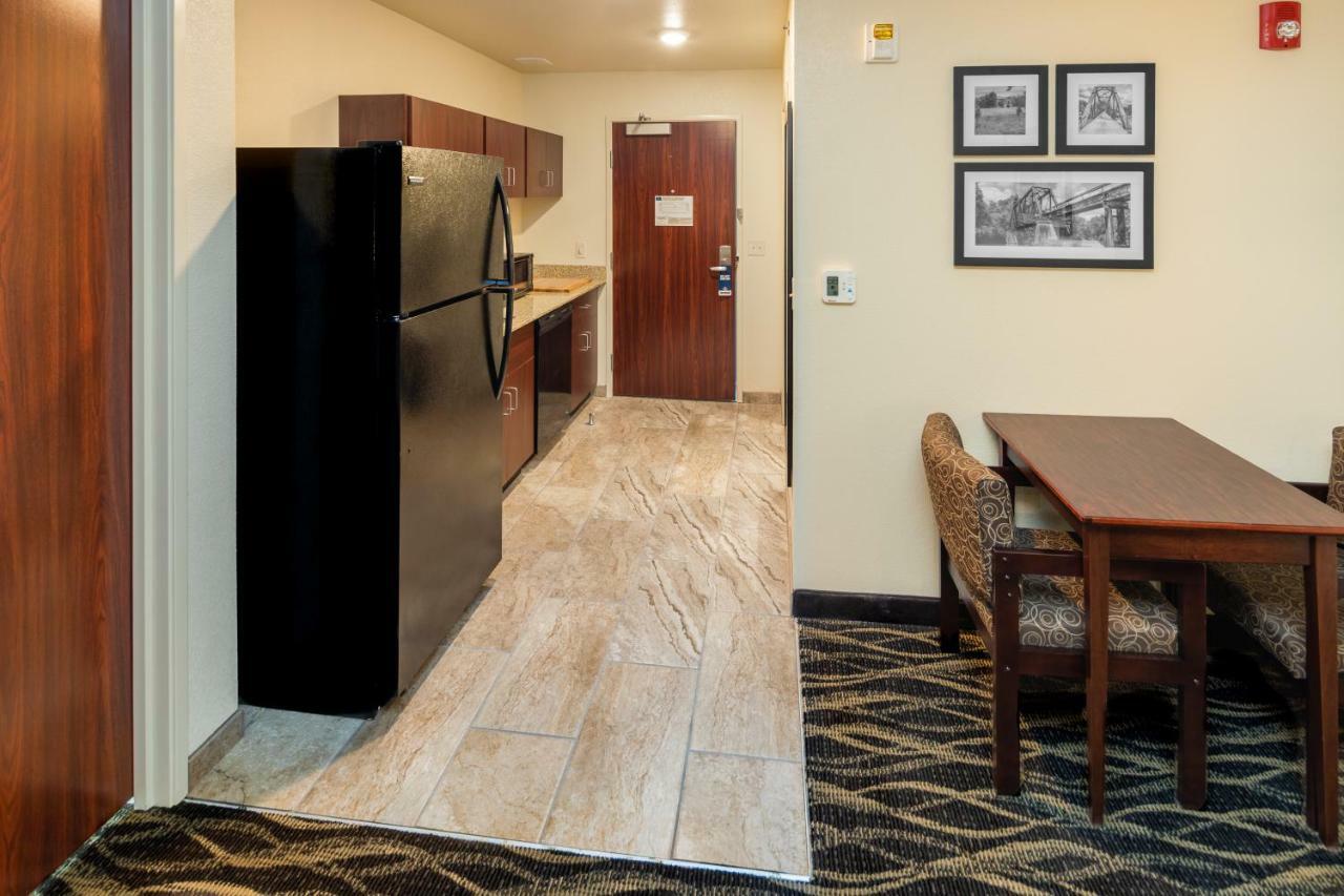 Cobblestone Inn & Suites Fairfield Bay المظهر الخارجي الصورة
